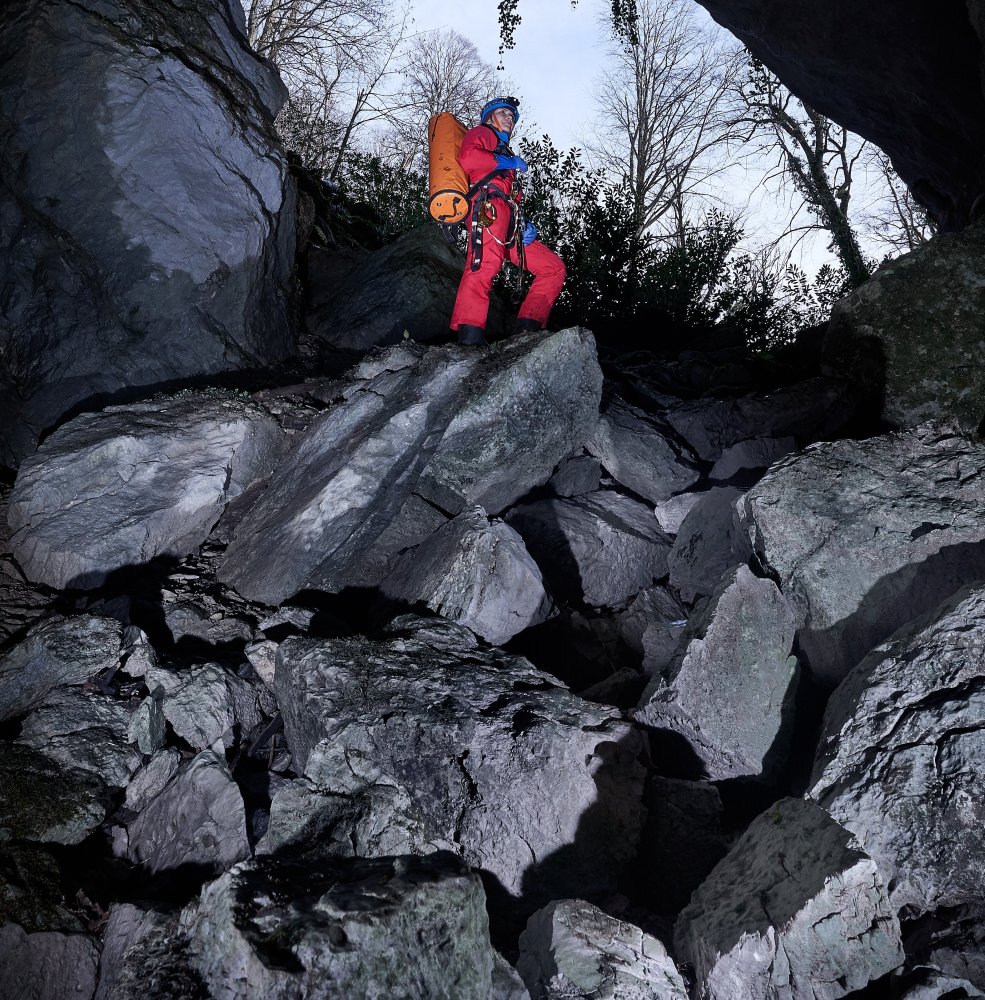 Здесь только камень, камень и вода